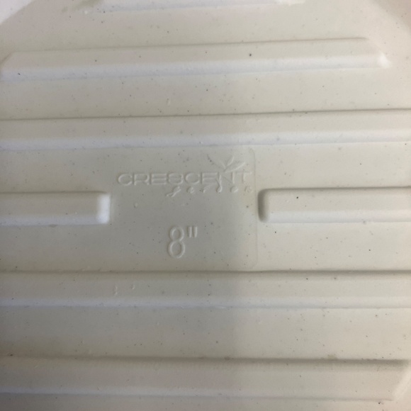 2 Crescent Garden Circular Universal Round Planter Saucer - Picture 5 of 5